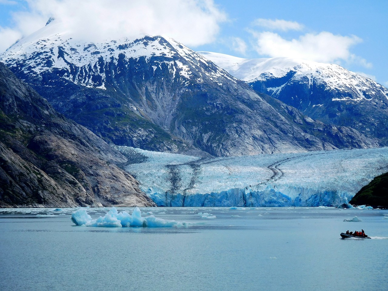 Dawe's Glacier in Alaska