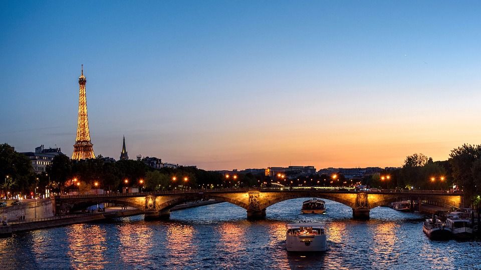Eiffel Tower, Paris River Boat, Travel to Paris